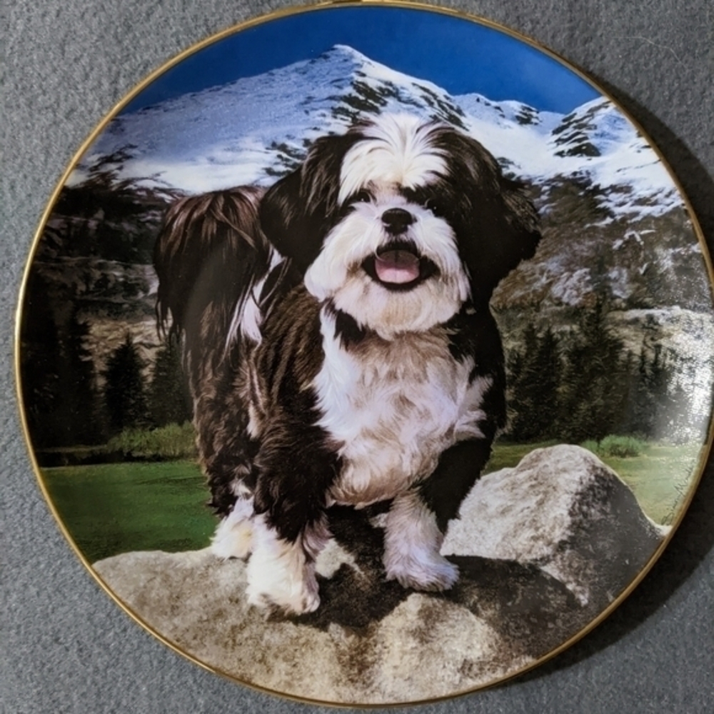 Danbury‎ Mint Shit-Tzu King of the Hill collector plate 8.5"